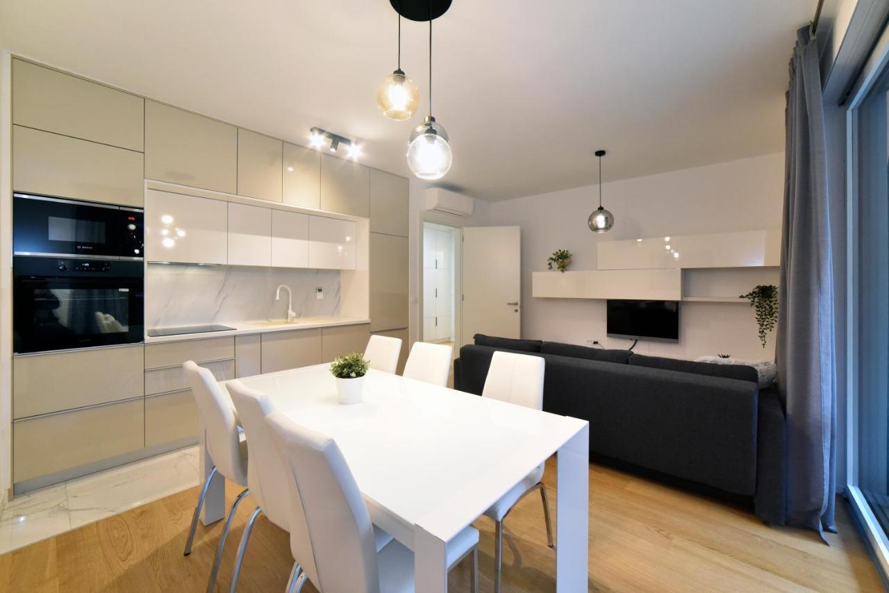 Ophelia Apartment With Parking Zagreb Exterior photo
