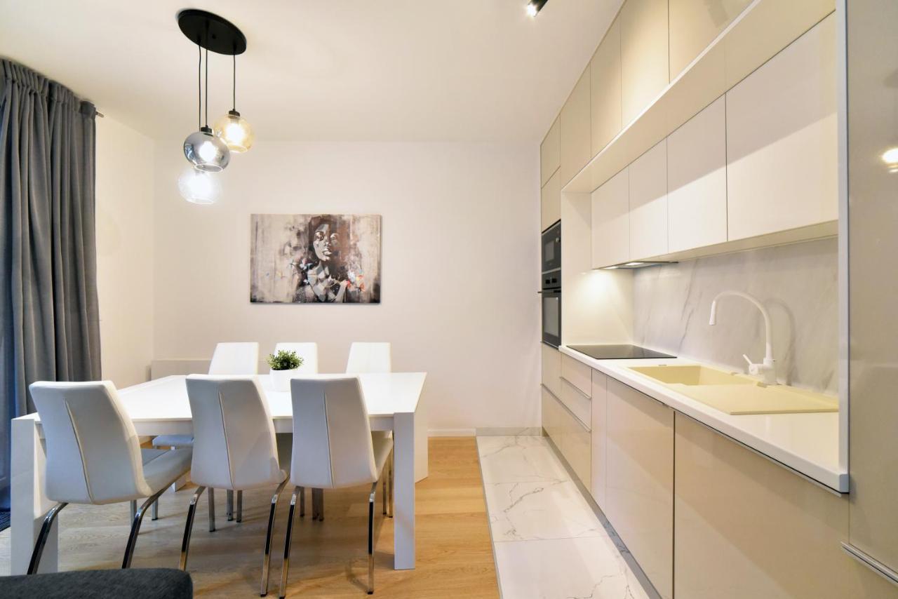 Ophelia Apartment With Parking Zagreb Exterior photo